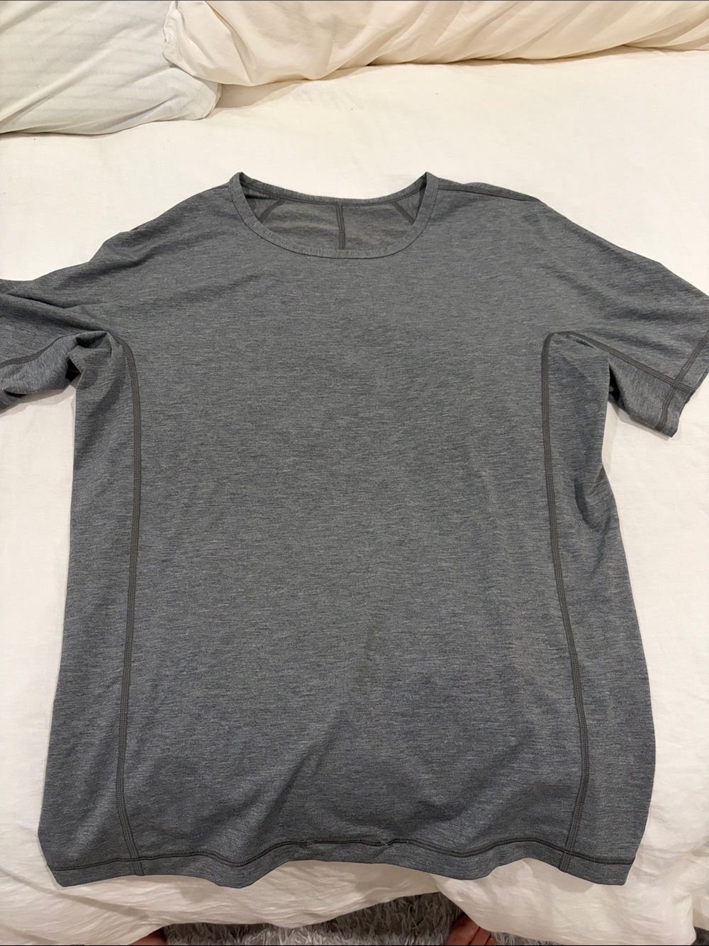 lululemon athletica Men's Heather Gray Performance Tee